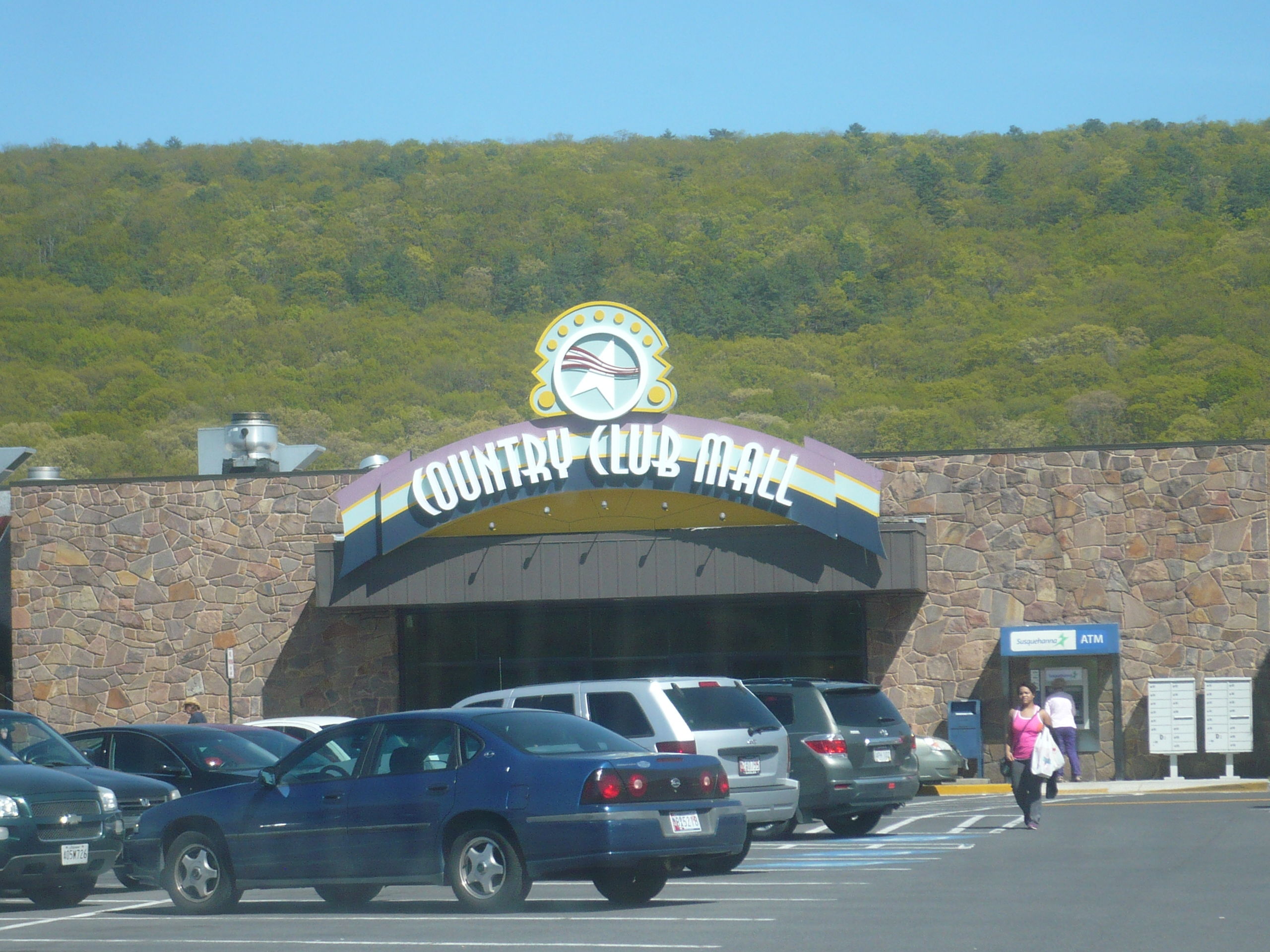Country Club Mall